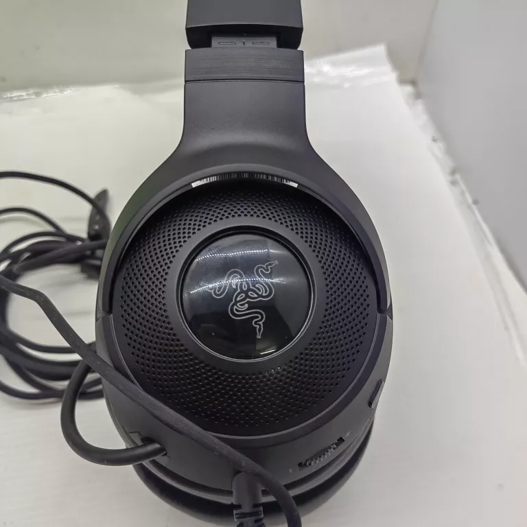SŁUCHAWKI PRZEWODOWE RAZER RZO4-0375 W KARTONIE
