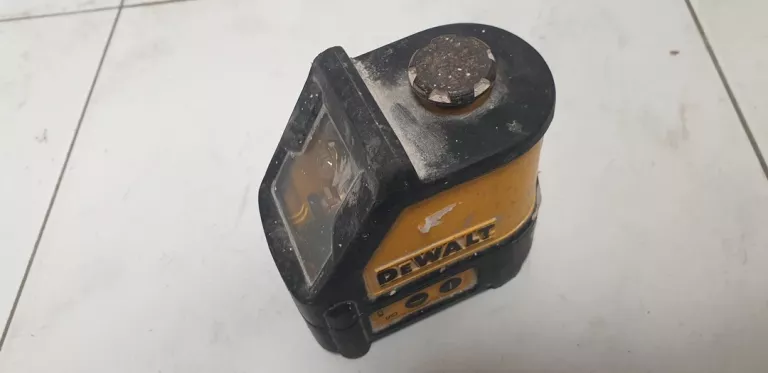 LASER DEWALT DW087