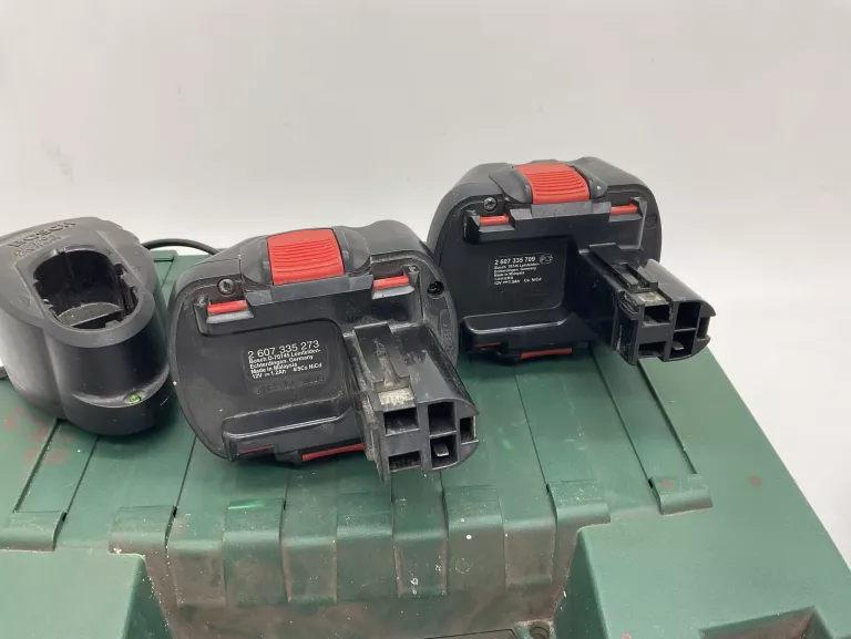 WKRĘTARKA BOSCH PSR 12 2XAKU ŁADOWARKA