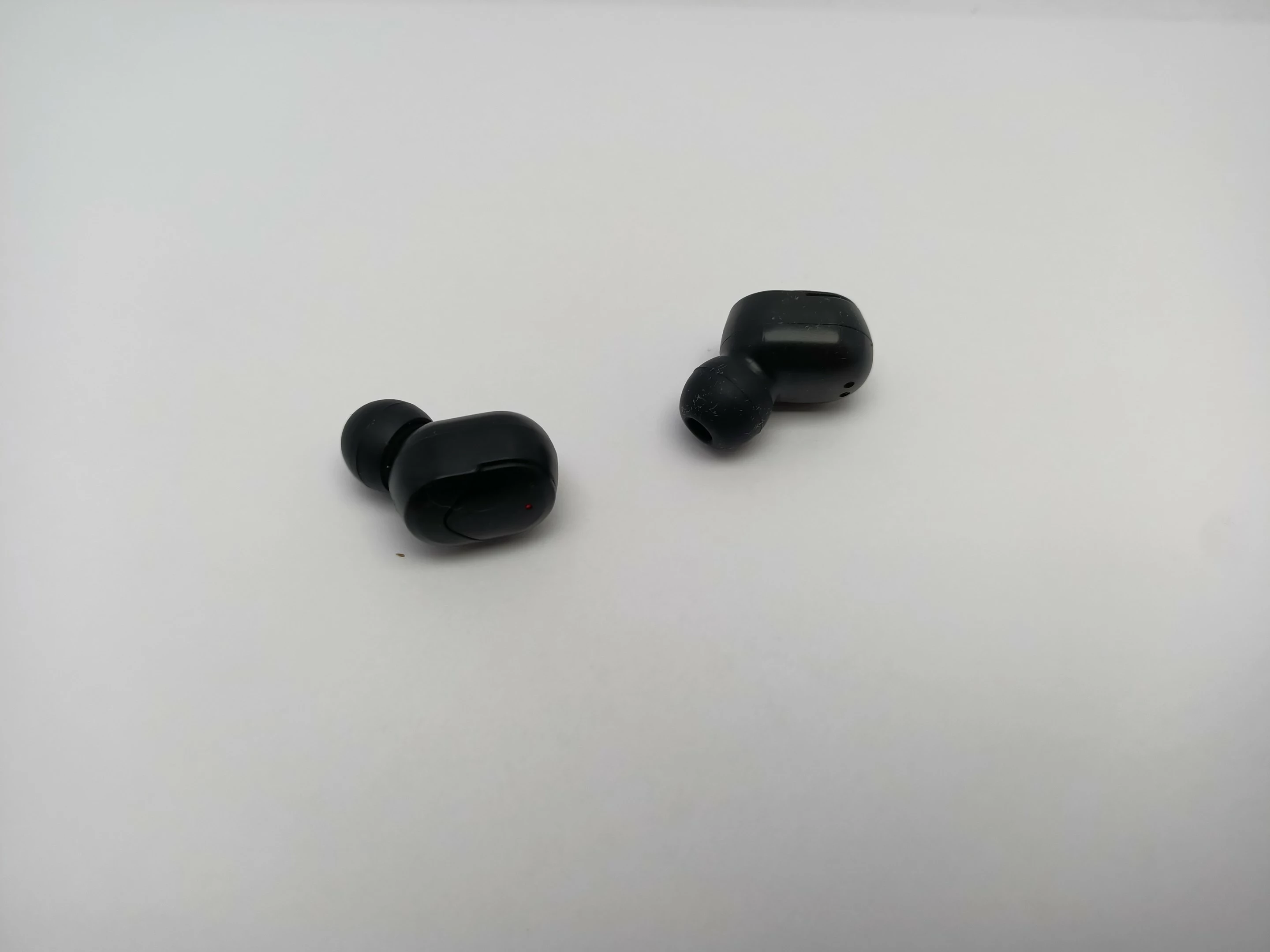 sluchawki-bezprzewodowe-platinet-pm1050b-bluetooth-opis-kolor-dominujacy-129357-3