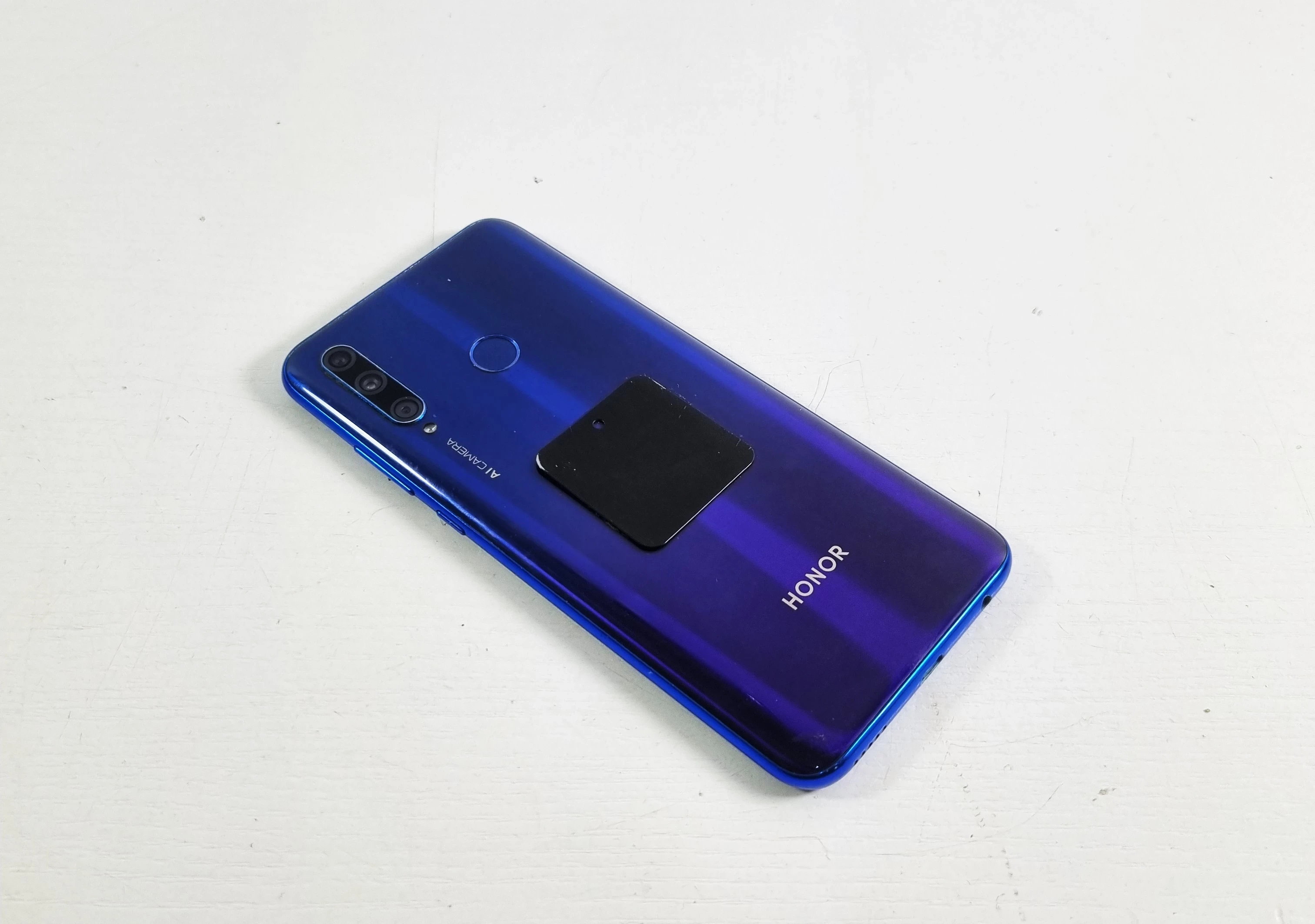 fajny-telefon-honor-20-lite-4gb128gb-ean-gtin-6901443290932