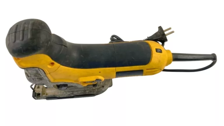 WYRZYNARKA DEWALT DW333K-OS - 701 W