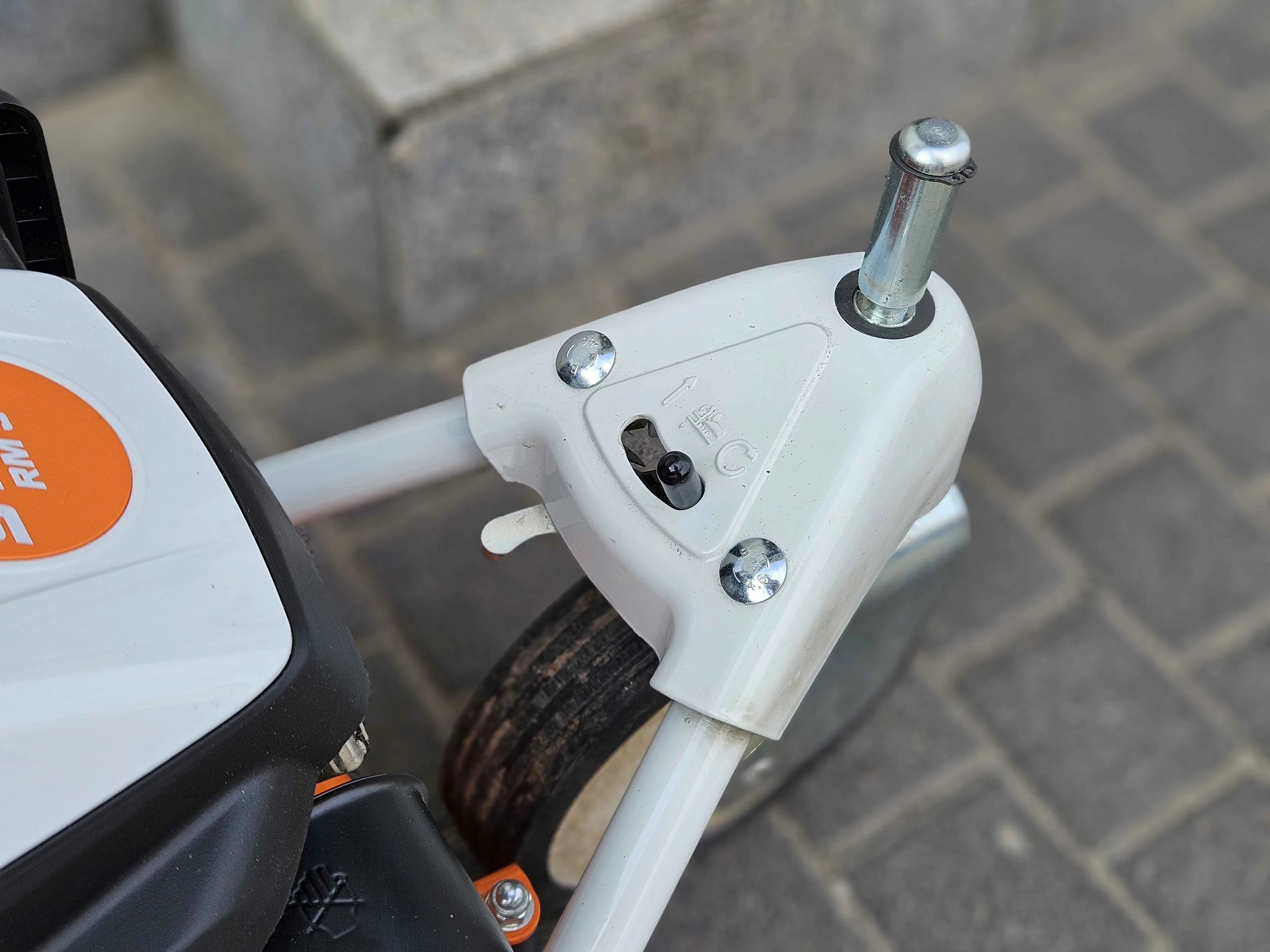 kosiarka-spalinowa-stihl-rm-3-rt-z-napedem-mulczowanie-ean-gtin-886661643578