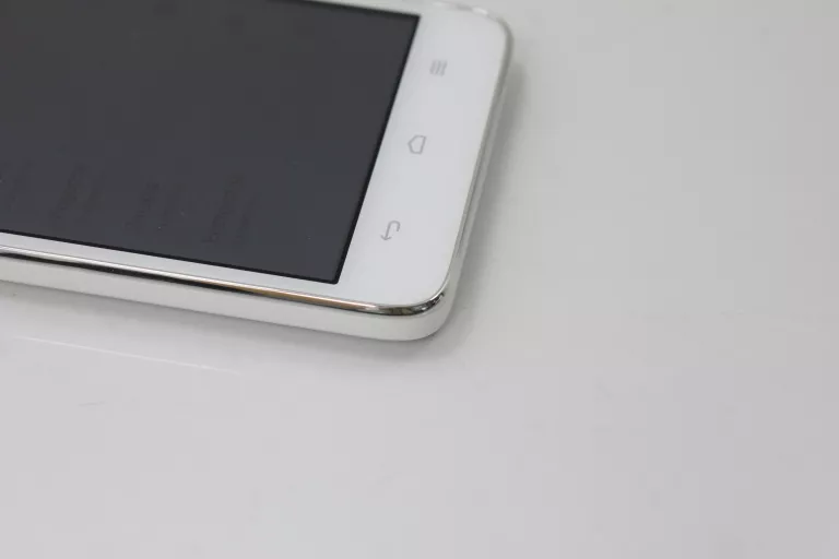 telefon-huawei-ascend-g620s-stan-11323-2