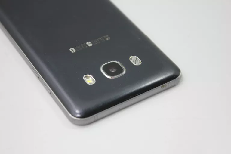 TELEFON SAMSUNG GALAXY J5 2016