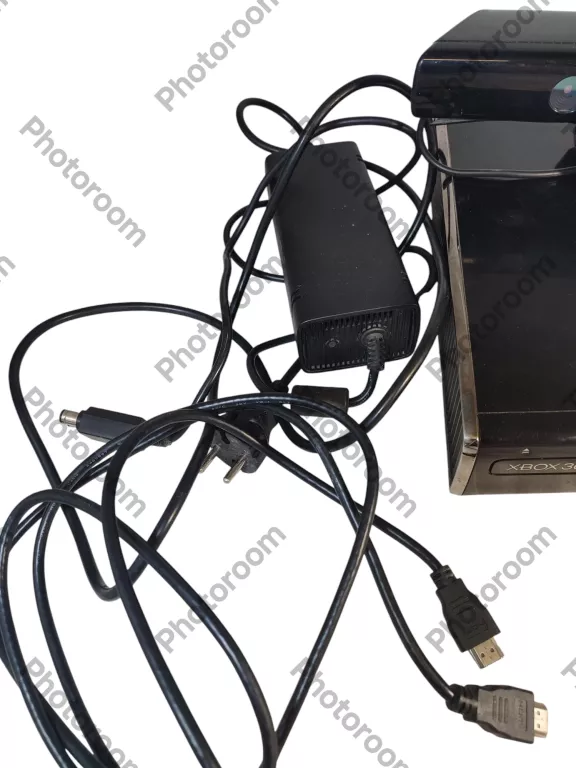 KONSOLA XBOX 360 + KINECT + PAD