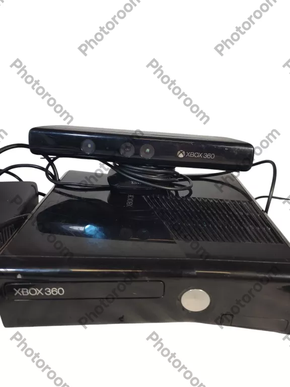 KONSOLA XBOX 360 + KINECT + PAD