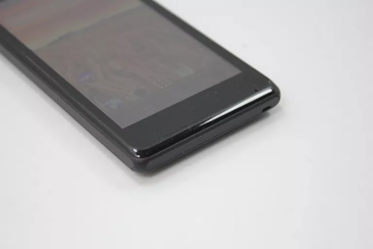 TELEFON SONY XPERIA M C1905