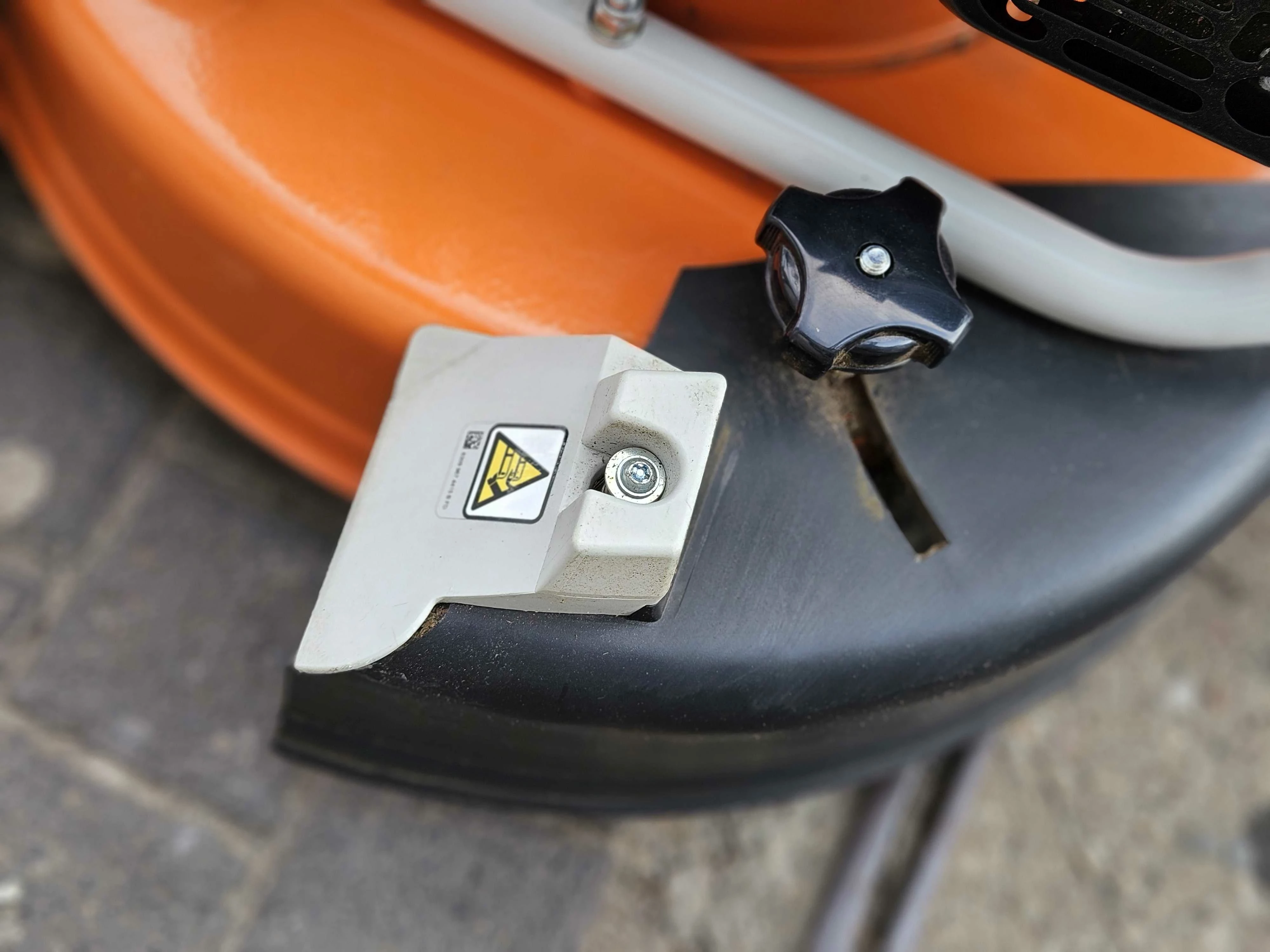 kosiarka-spalinowa-stihl-rm-3-rt-z-napedem-mulczowanie-kod-producenta-rm3rt