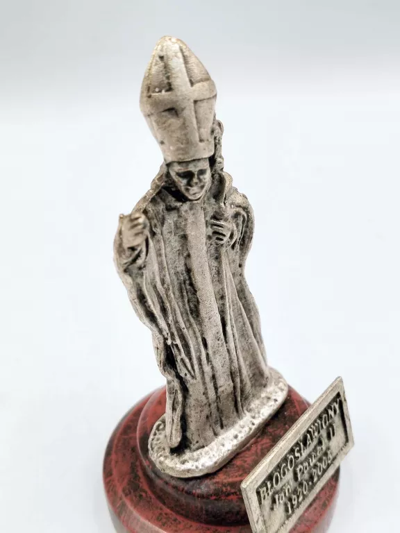 MOSIĘŻNA FIGURKA BŁOGOSŁAWIONY JAN PAWEŁ II 1920 - 2005