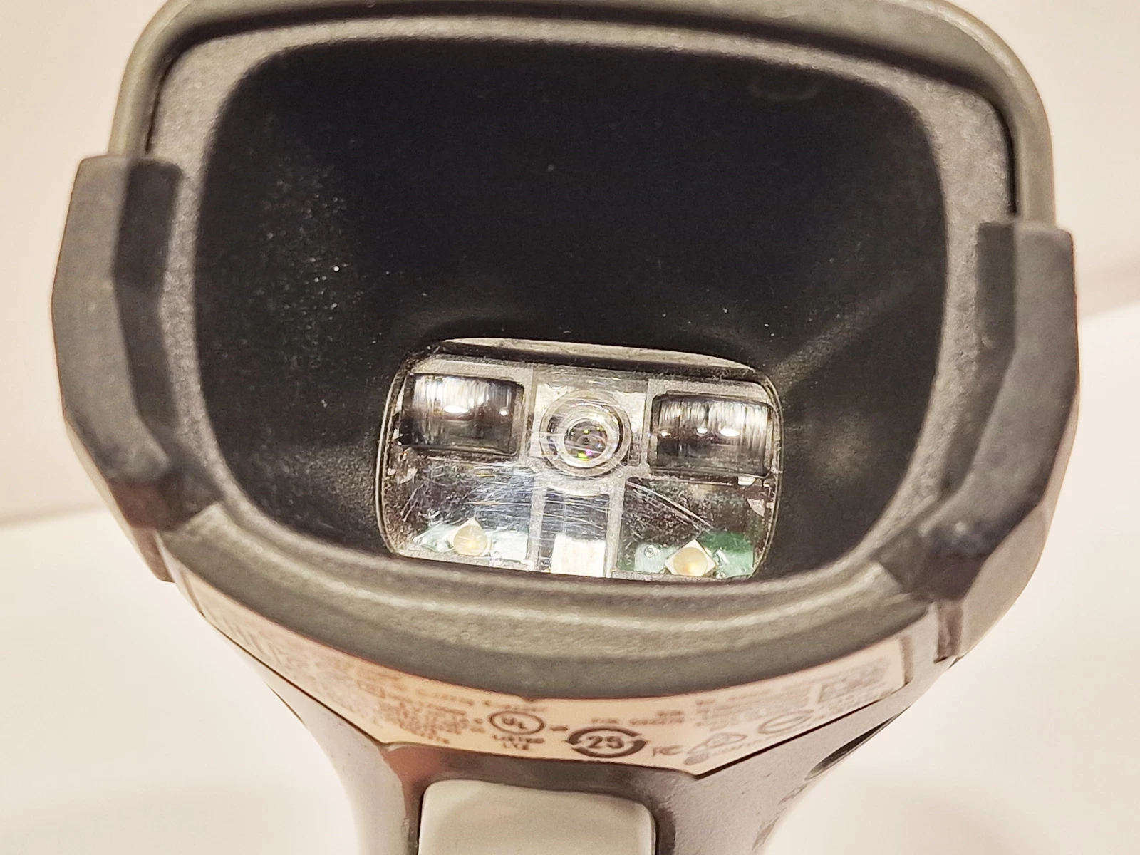 zebra-ds2278-2d-reczny-czytnik-kodow-kreskowych-bezprzewodowy-rodzaj-18657-2