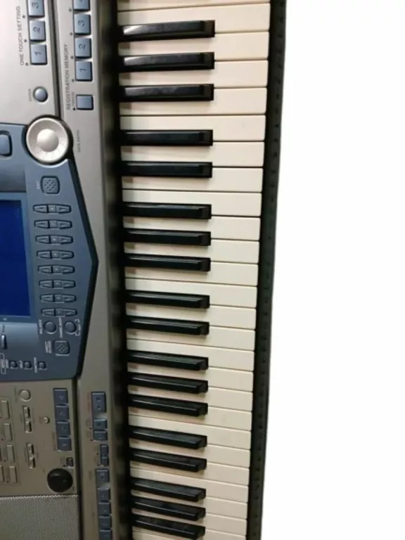KEYBOARD YAMAHA PSR 1100