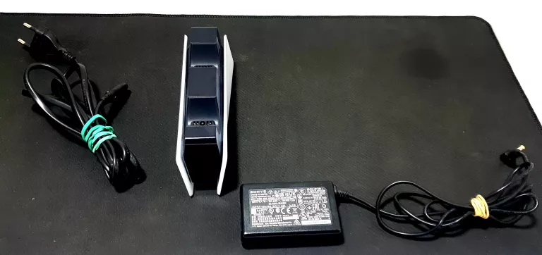 STACJA ŁADOWANIA SONY PS5 DO PADA DUALSENSE BIAŁA