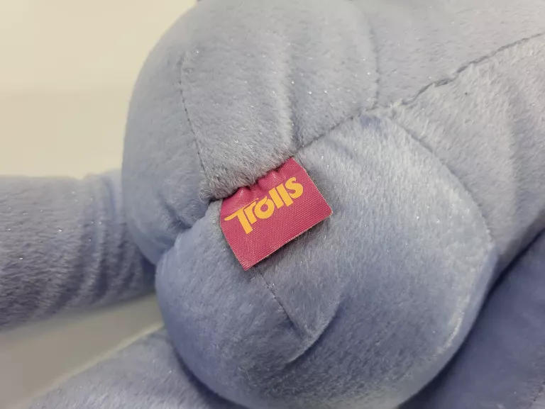 duza-pluszowa-zabawka-trolls-niebieska-85-cm-wysokosc-produktu-3000