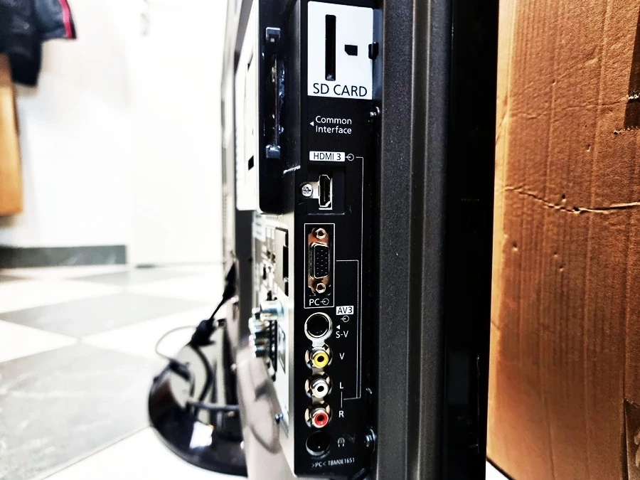 telewizor-panasonic-viera-tx-p42s10e-kabel-zasilajacy-pilot-przekatna-ekranu-cale-4200