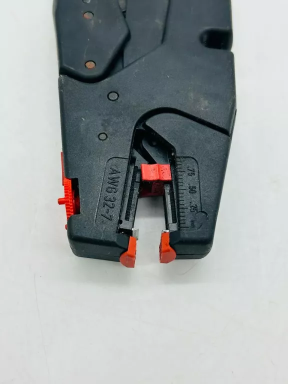 SZCZYPCE DO KABLI KNIPEX 12 40 200