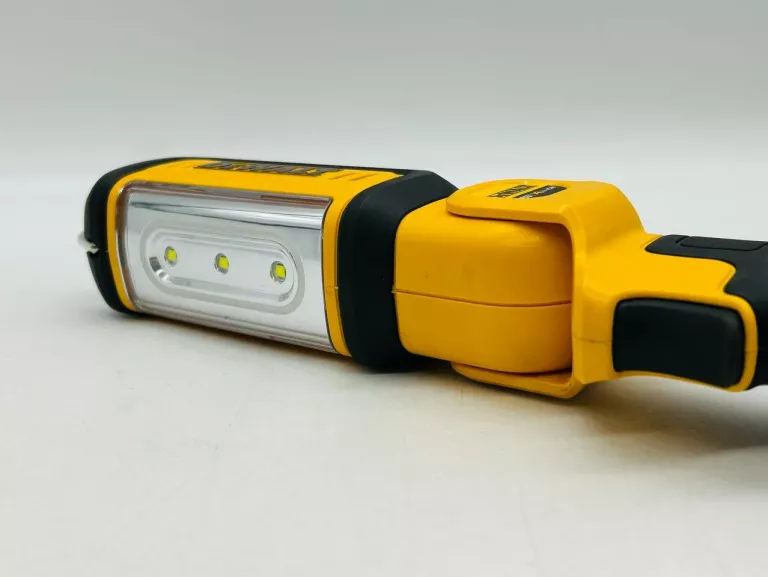 LAMPKA DEWALT DCL 050