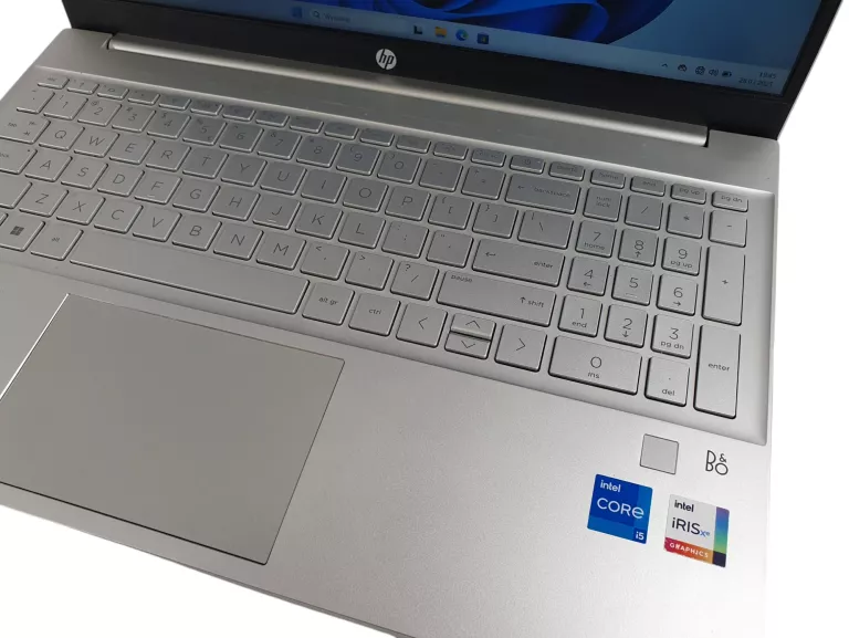 LAPTOP HP PAVILION 15-EG1152NW 15,6 " INTEL CORE I5 16 GB/1000 GB SREBRNY