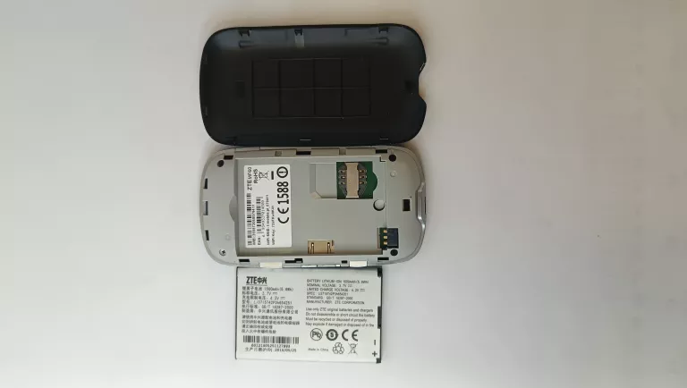 ROUTER T-MOBILE ZTE MF60