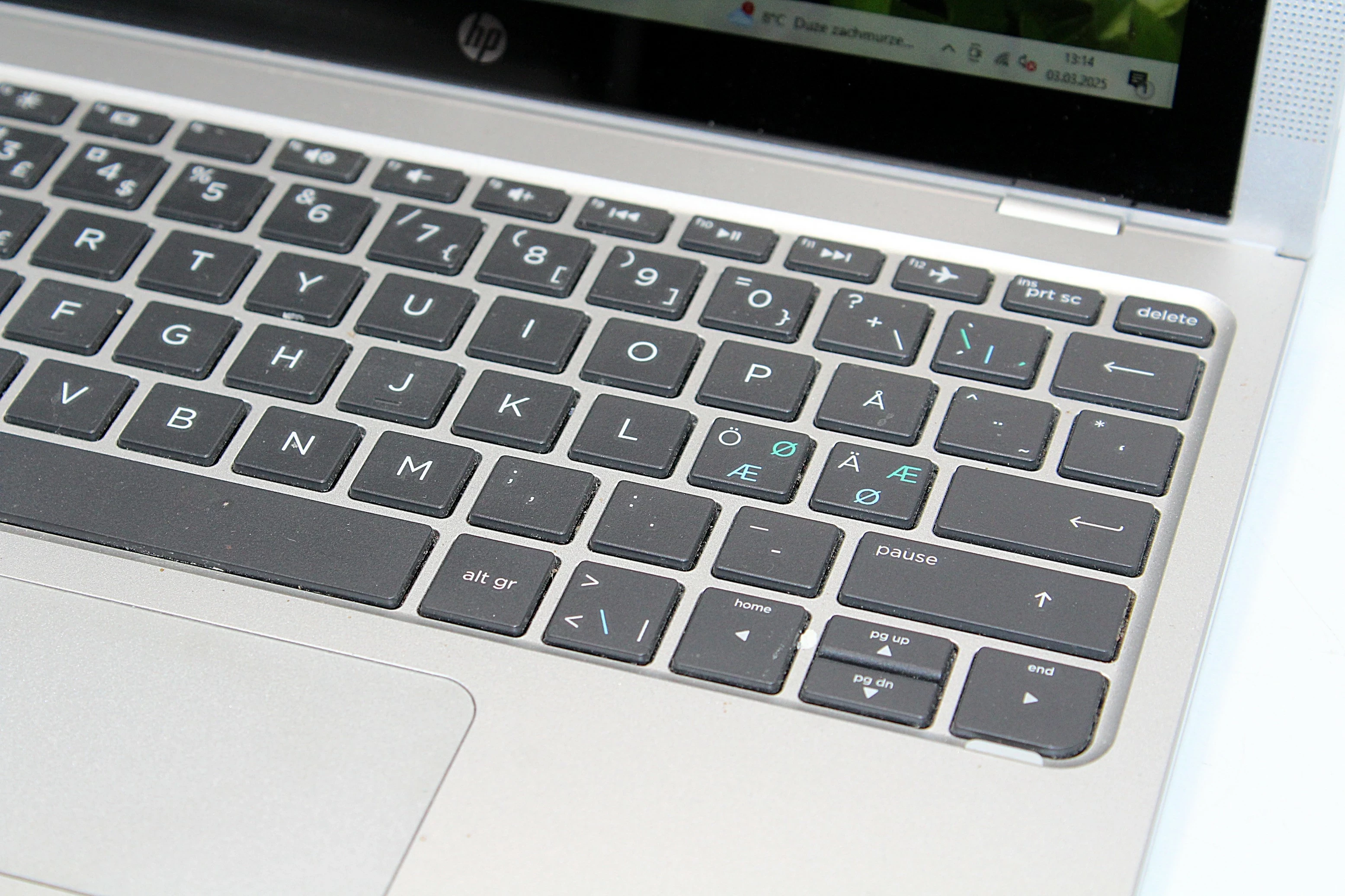 laptop-hp-x2-210-g2-intel-atom-x5-z8350-464gb-liczba-rdzeni-procesora-4329-3