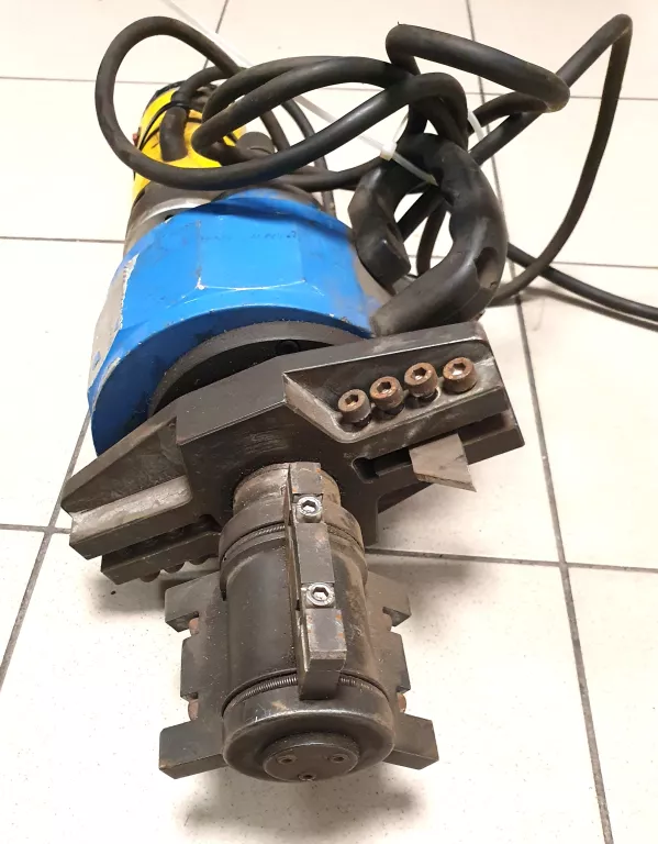 UKOSOWARKA FREZARKA DO RUR ISY-150B 85-180 MM 230V