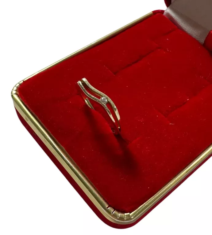 CIEKAWY ZŁOTY PIERŚCIONEK PRÓBY 585 / R. 12 / 2,40G!
