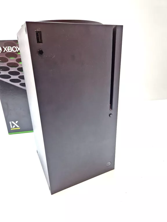 KONSOLA MICROSOFT XBOX SERIES X SSD 1TB