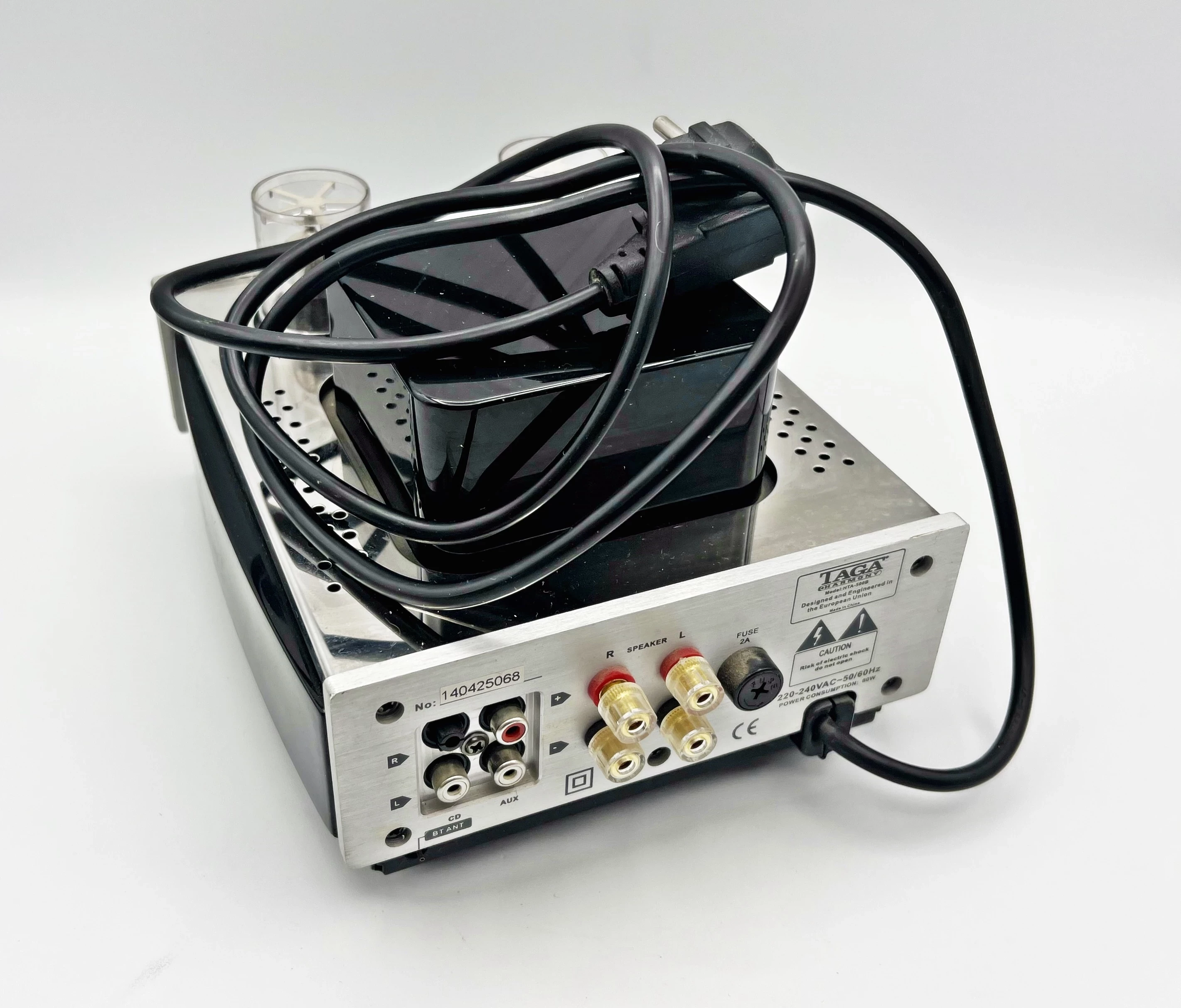 wzmacniacz-hybrydowy-taga-harmony-hta-500b-kolor-718-2