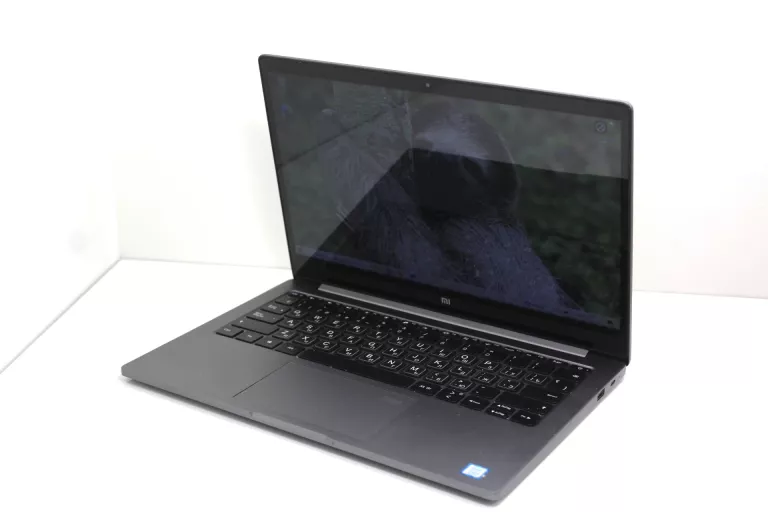 LAPTOP XIAOMI MI MI AIR NOTEBOOK 13,3 CORE I5 / 8 GB RAM / 256 GB SSD