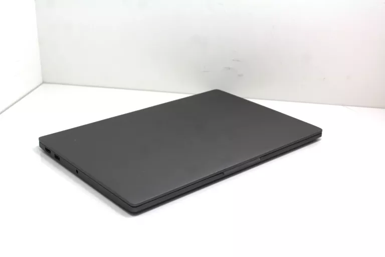 LAPTOP XIAOMI MI MI AIR NOTEBOOK 13,3 CORE I5 / 8 GB RAM / 256 GB SSD