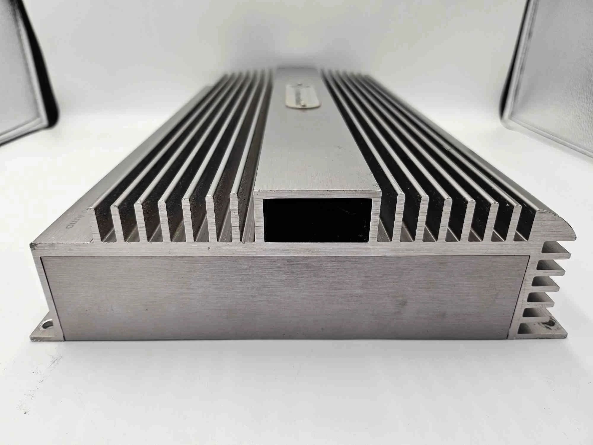 wzmacniacz-samochodowy-dls-ultimate-a-series-a6-marka-221141-294657