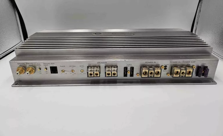 wzmacniacz-samochodowy-dls-ultimate-a-series-a6-stan-11323-2