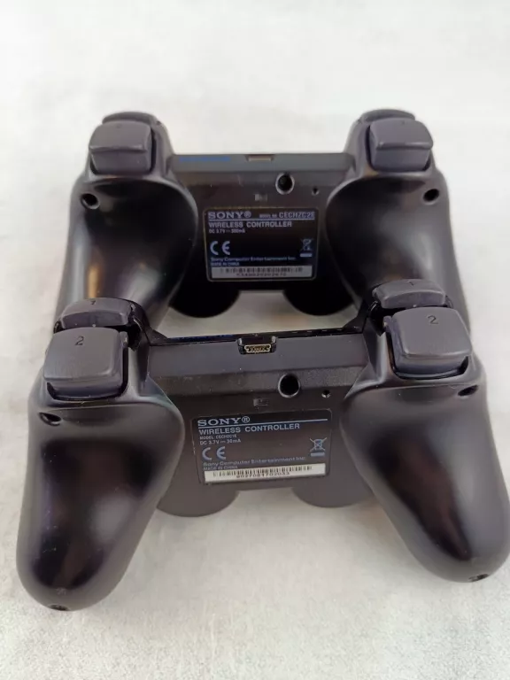 KONSOLA PS3 FAT 300GB SSD + 2 PADY I OKABLOWANIE PRZEROBIONA