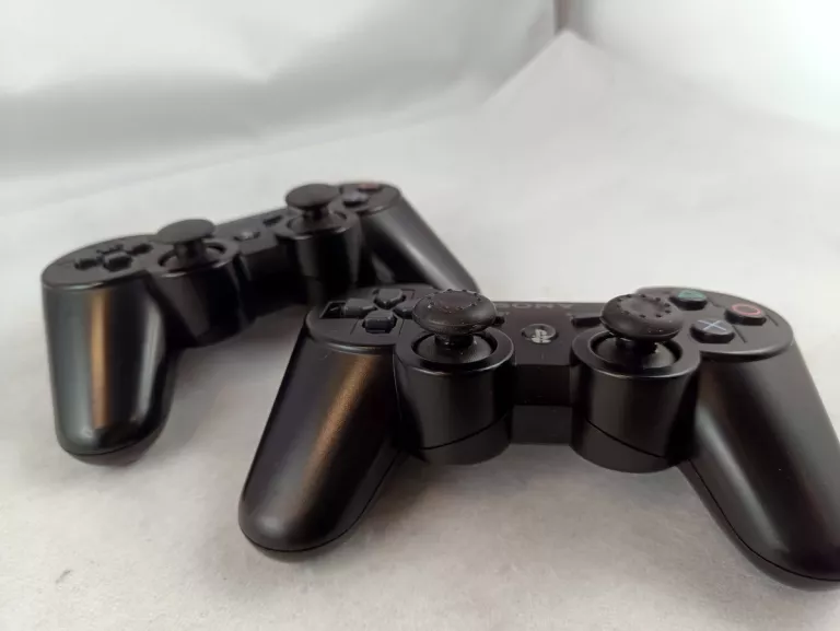 KONSOLA PS3 FAT 300GB SSD + 2 PADY I OKABLOWANIE PRZEROBIONA
