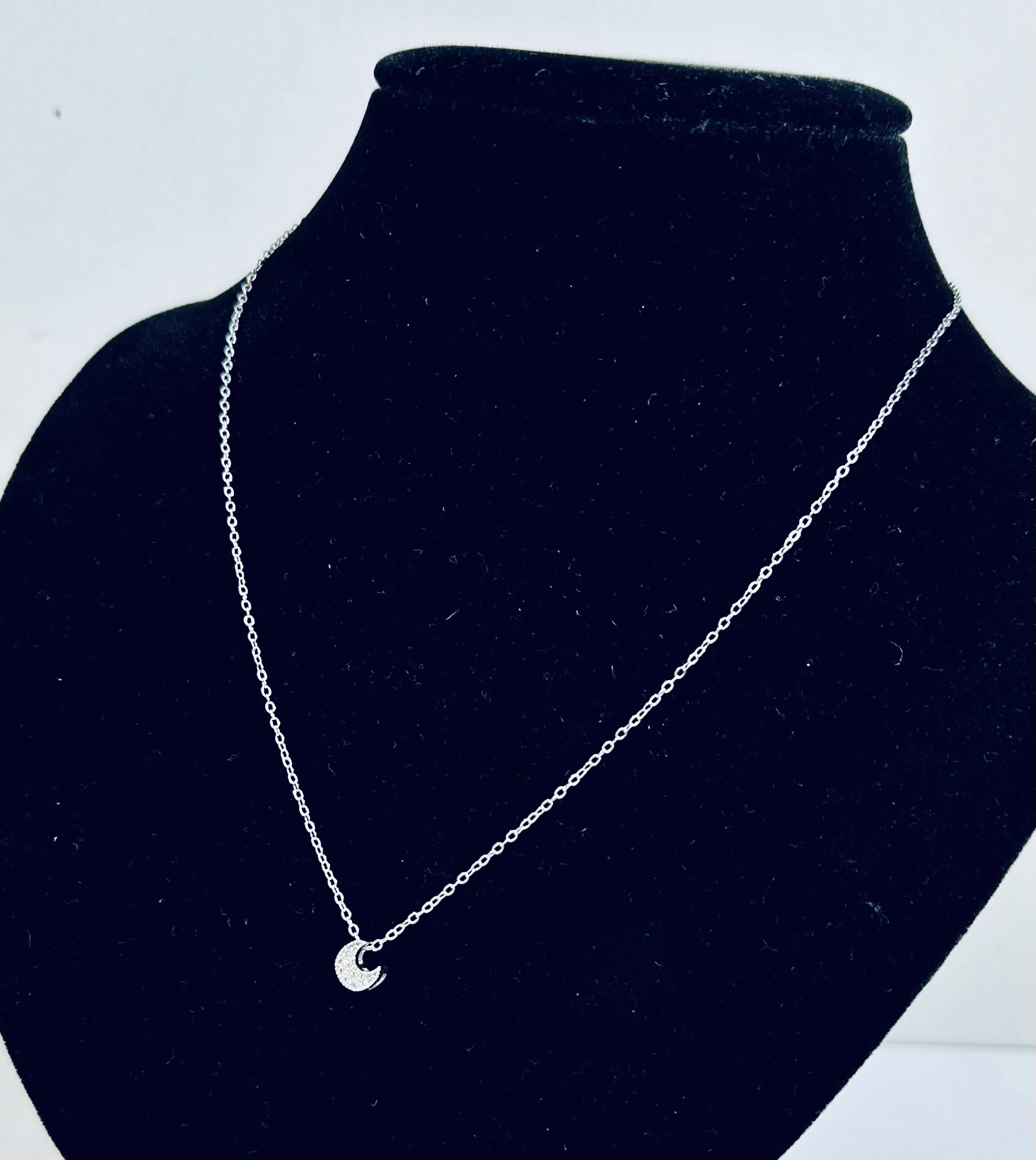 srebro-wyrob-jubilerski-naszyjnik-z-zawieszka-budziszynska-107d-sj-wroclaw