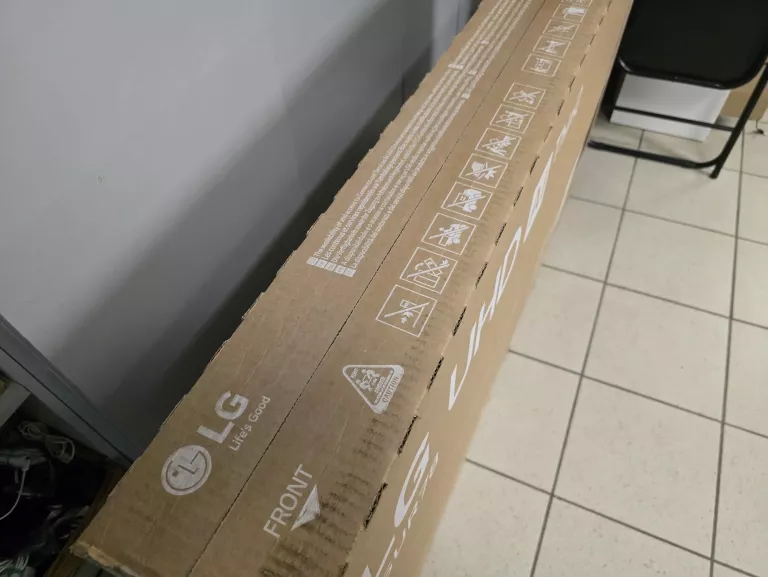 TELEWIZOR LG TV 55UR78 KARTON