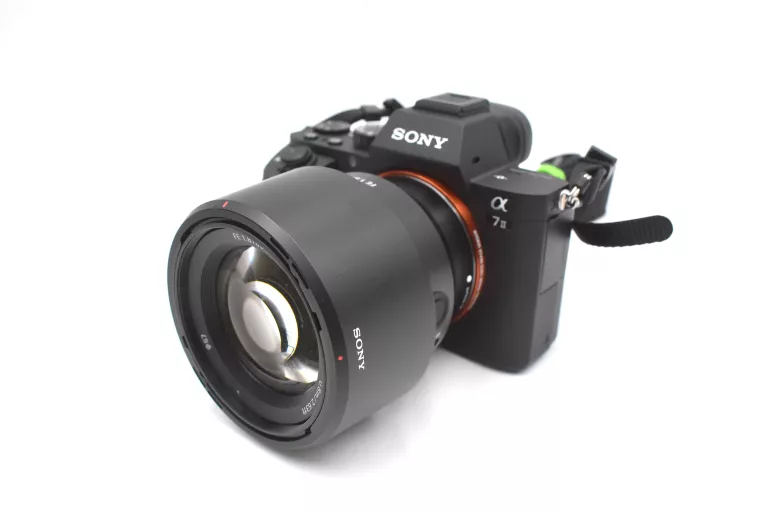 APARAT SONY ALPHA A7 II ILCE-7M2 + OBIEKTYW SONY SEL85F18 FE 1.8/85