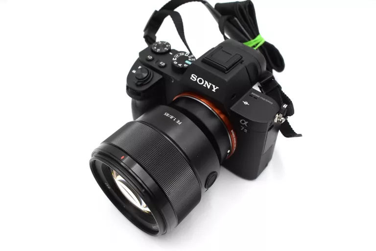 APARAT SONY ALPHA A7 II ILCE-7M2 + OBIEKTYW SONY SEL85F18 FE 1.8/85