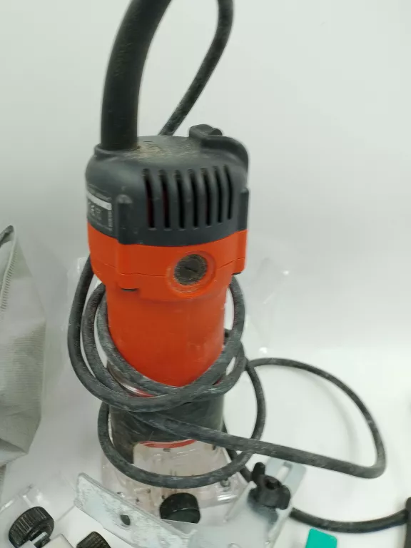 frezarka-krawedziowa-jednoreczna-makita-mt-m3700-rodzaj-frezarki-25452-2