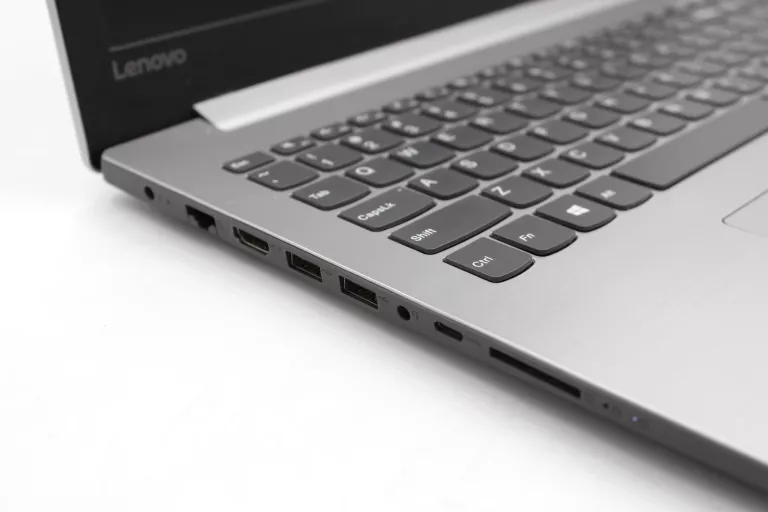 LAPTOP LENOVO IDEAPAD 330-15IKB I3/4GB/1000GB KOMPLET