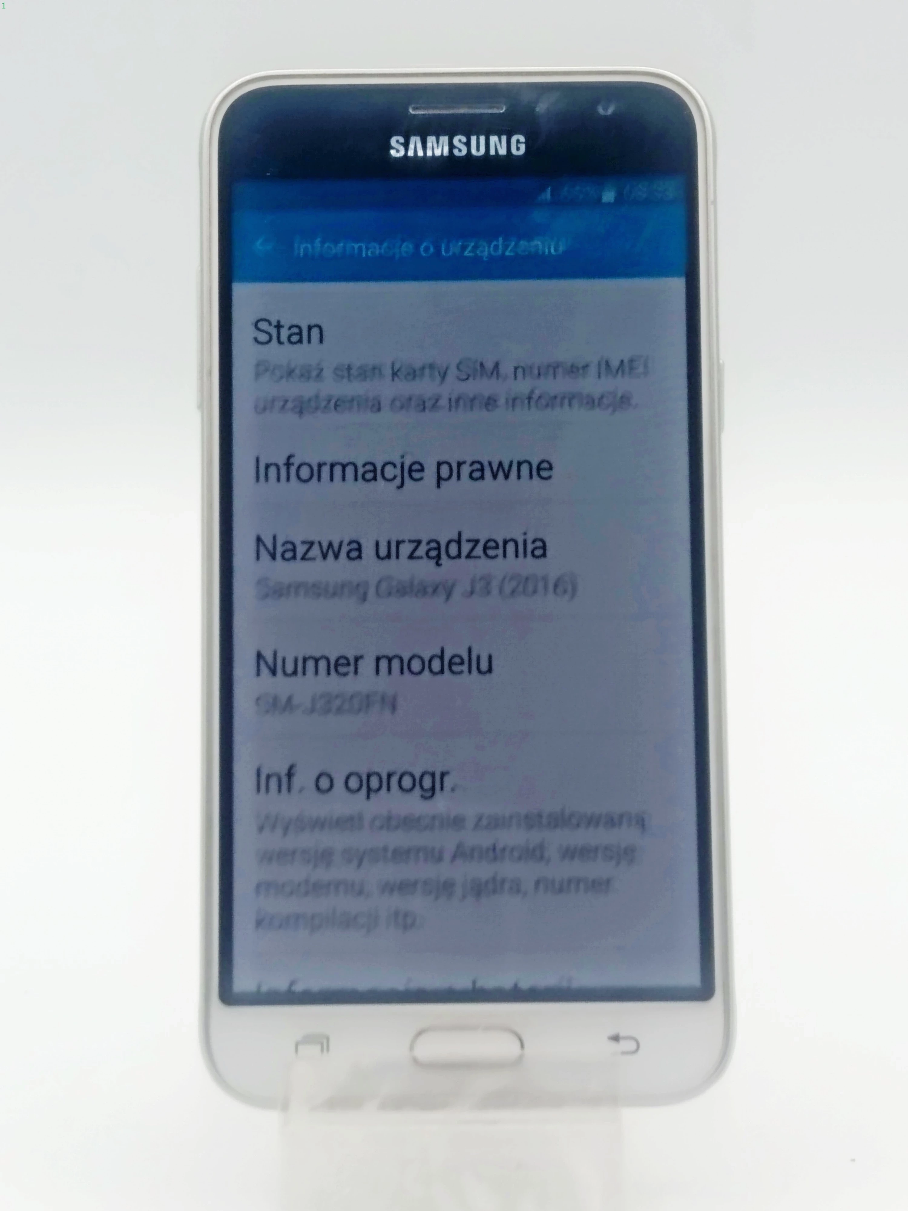 smartfon-samsung-galaxy-j3-2016-15-gb-8-gb-4g-lte-bialy-ean-gtin-8806088269122