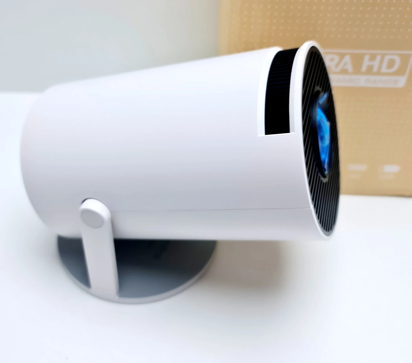 projektor-tubowy-4k-android-11-wifi-technologia-wyswietlania-204793-385693