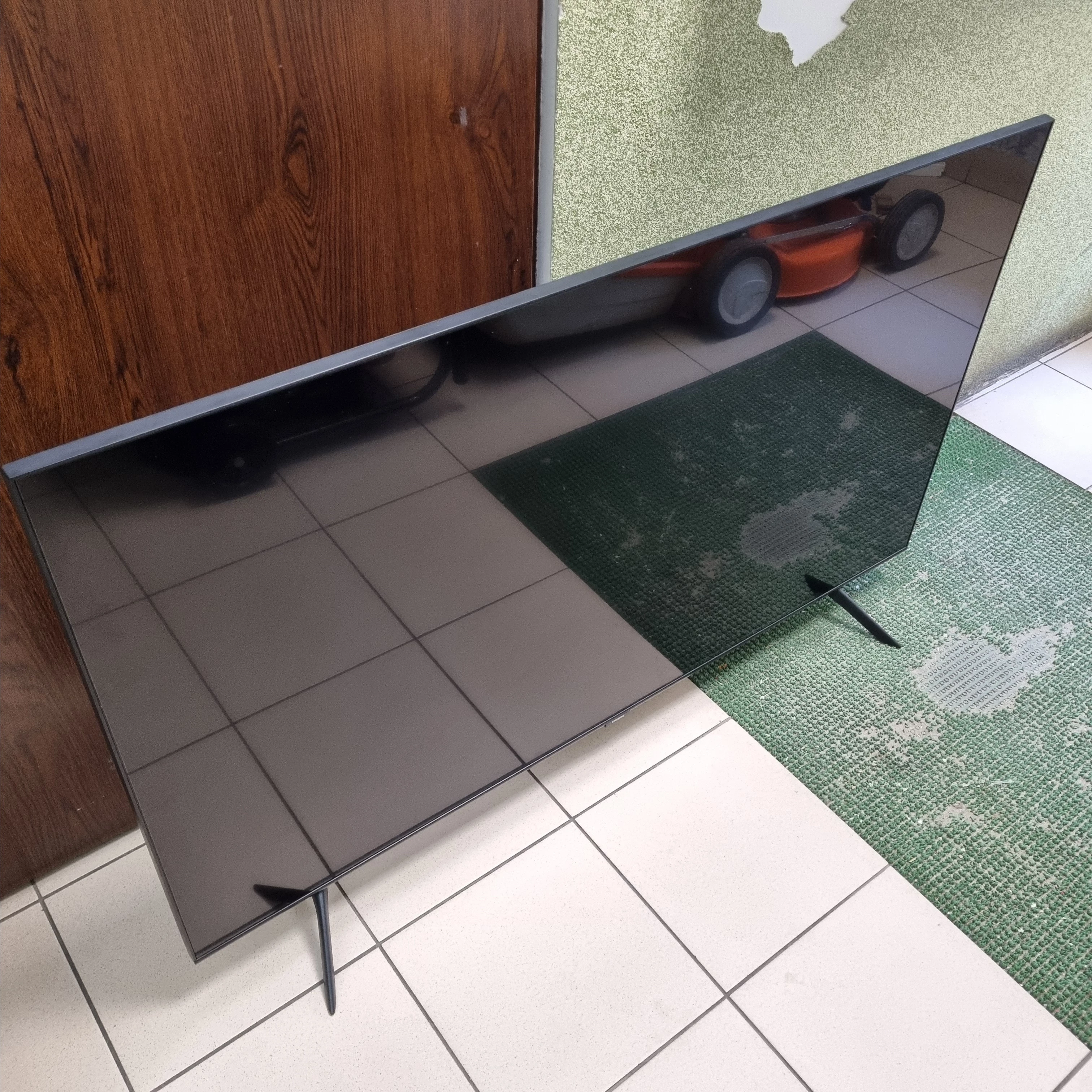 telewizor-samsung-q60t-qe55q60ta-model-qe55q60t