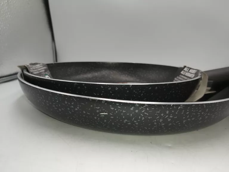 PATELNIE TEFAL BRUT 2 SZT 24 - 30 CM