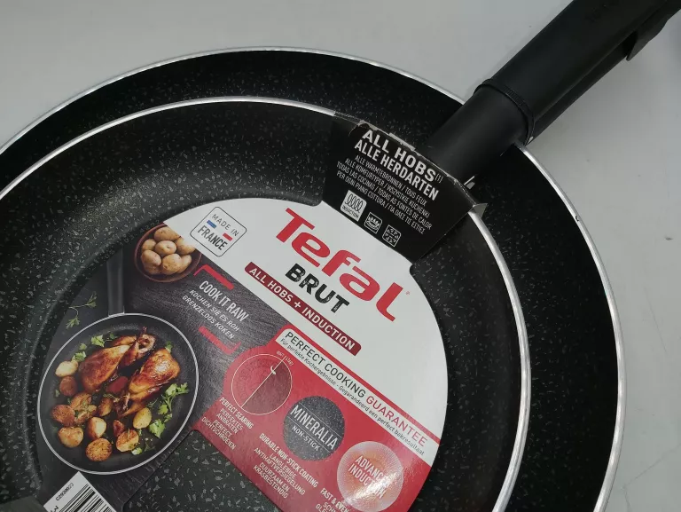 PATELNIE TEFAL BRUT 2 SZT 24 - 30 CM