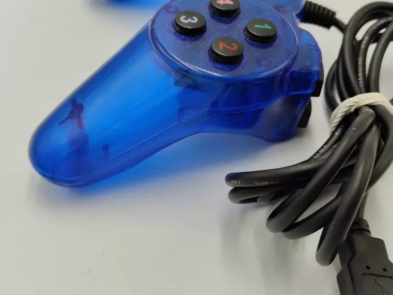 NIEORYGINALNY PAD DO PS3 E5 NIEBIESKI OPIS