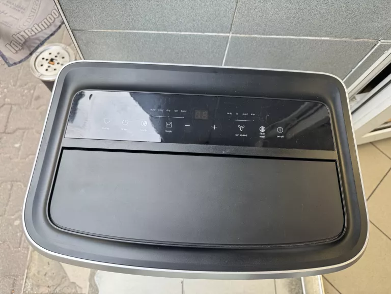 KLIMATYZATOR PRZENOŚNY ELECTROLUX EXP34U338HW/ BR. PILOTA