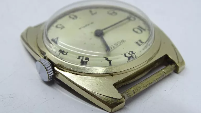 ZEGAREK WOSTOK 18 JEWELS MADE IN USSR