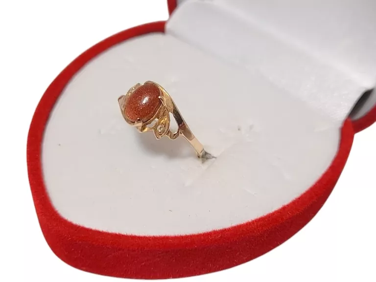 zloto-585-sliczny-pierscionek-cyrkonie-i-piasek-pustyni-marka-226434-315782