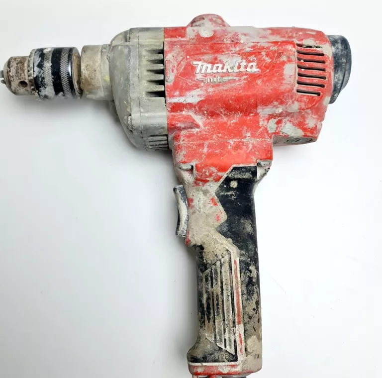 MAKITA M6201 WIERTARKA BEZUDAROWA 750W